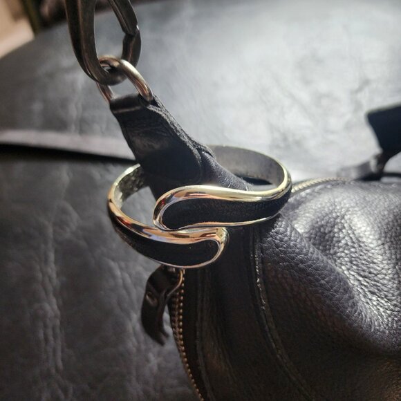 Fumi Black Leather and Silver Metal Bracelet Purse Hook - Picture 8 of 12
